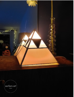 alien lamp
